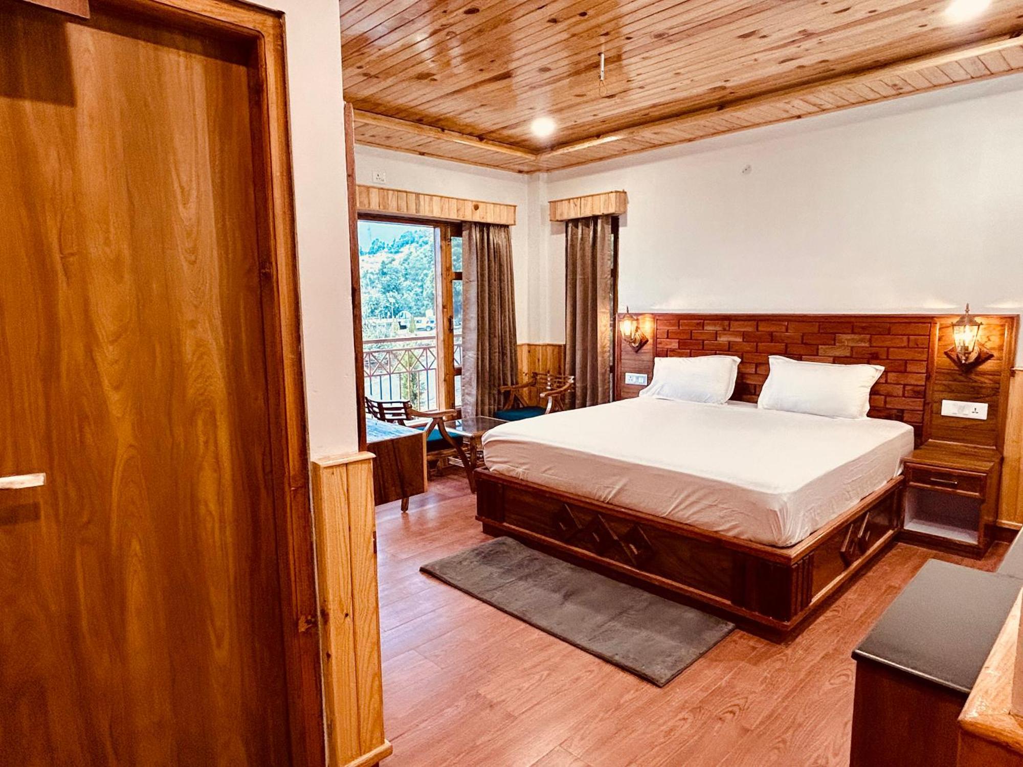Shalom Hillcrest Inn 西姆拉 外观 照片